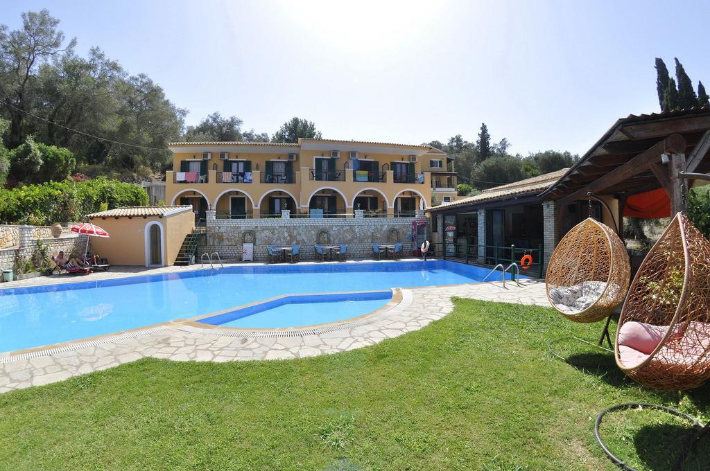 Villa Birlis لياباديس المظهر الخارجي الصورة