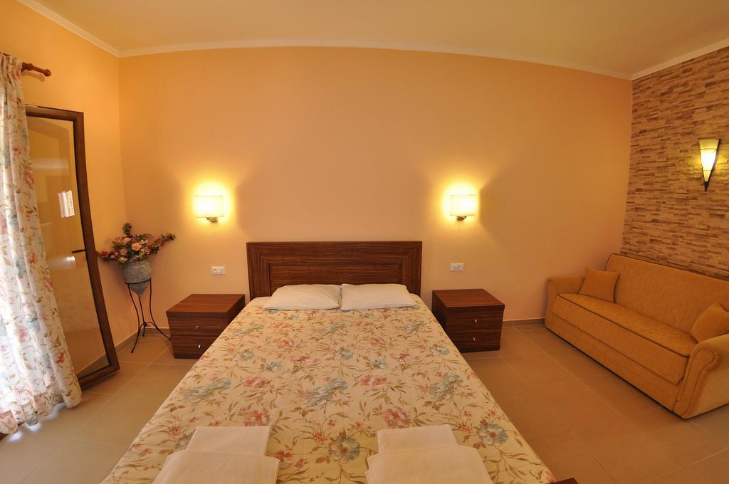 Villa Birlis لياباديس المظهر الخارجي الصورة
